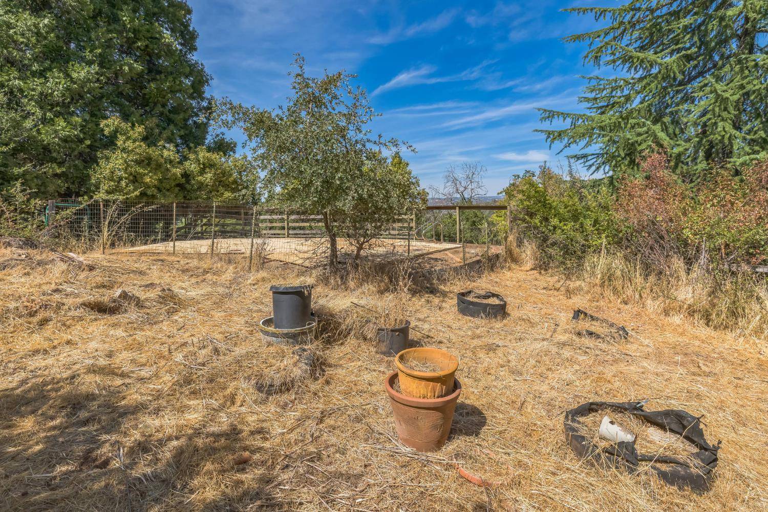 Columbia, CA 95310,23415 Gold Springs DR