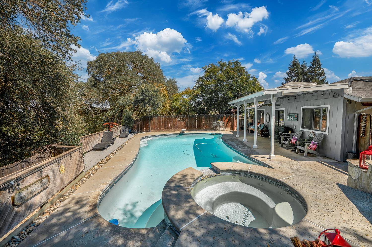 Oakdale, CA 95361,804 Hillswood CT