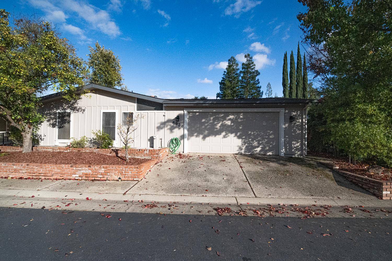 Citrus Heights, CA 95621,6924 Grand Tree LN