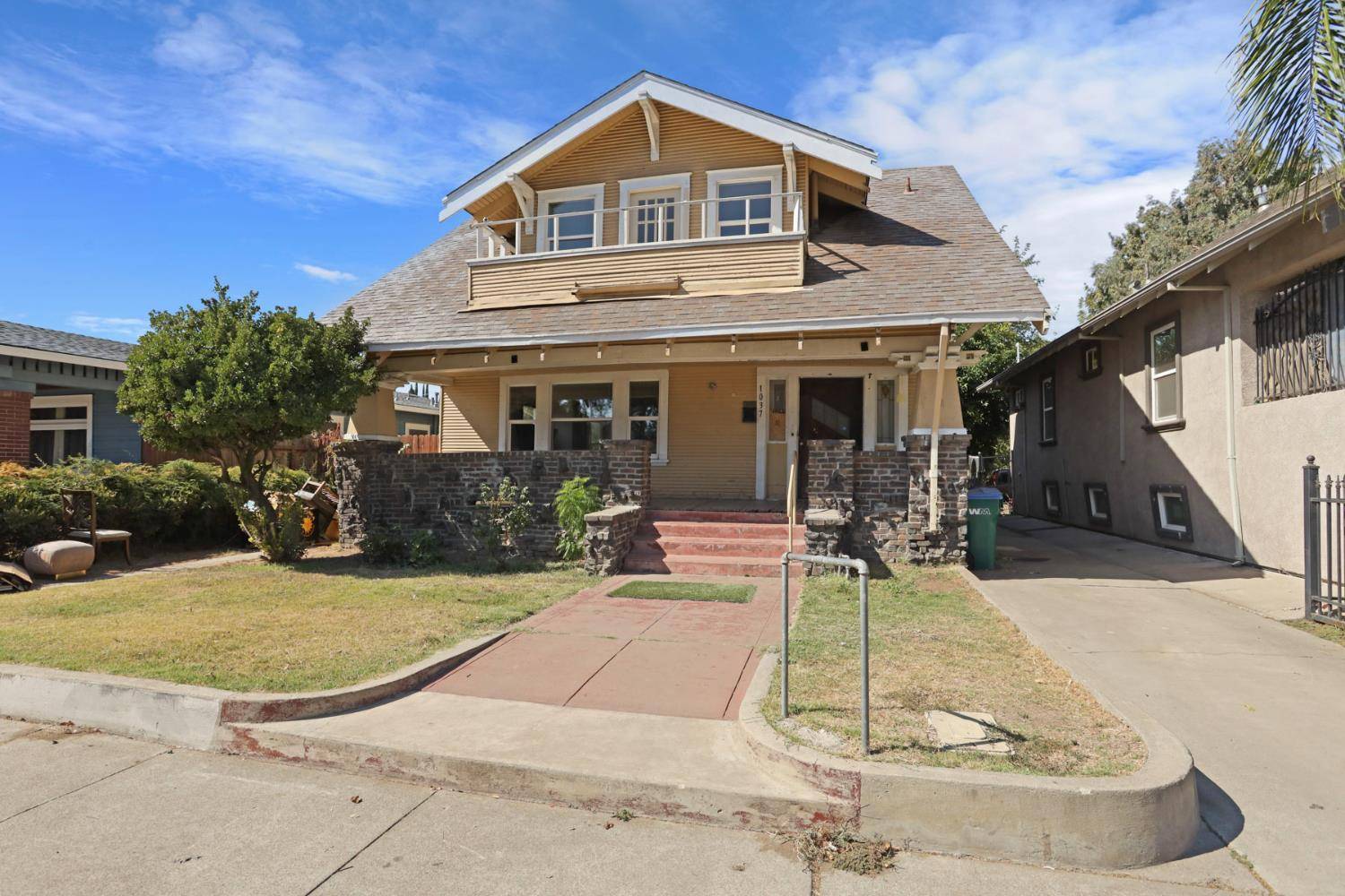 Stockton, CA 95205,1037 N Airport WAY