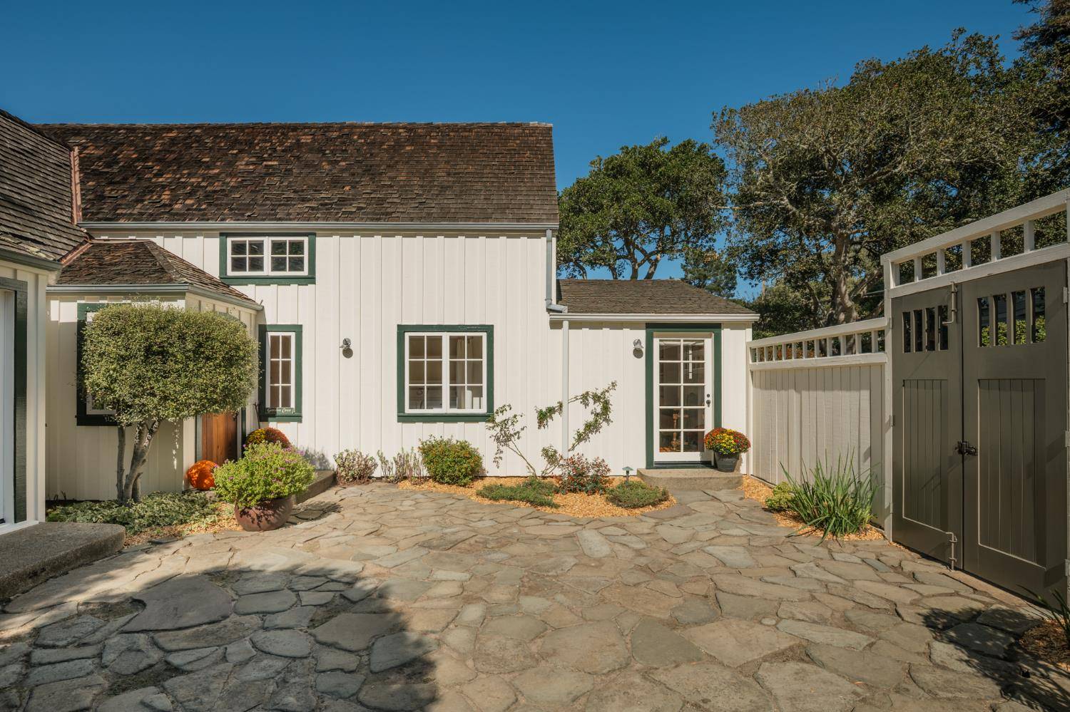 Carmel, CA 93923,4 SW Camino Real