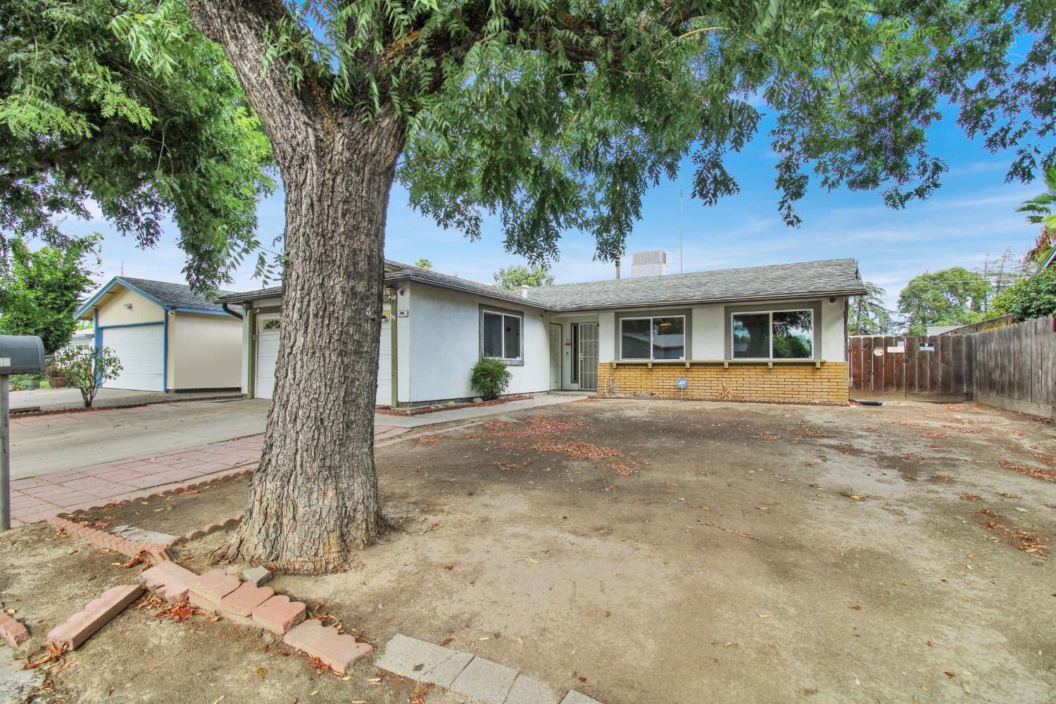 Modesto, CA 95354,204 Sabrina LN