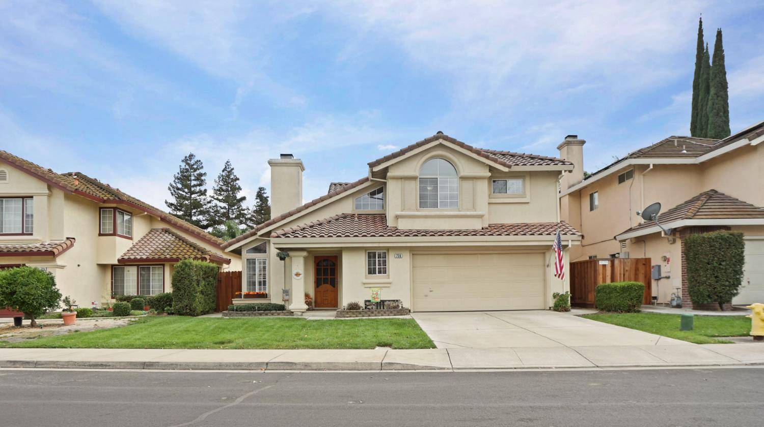 Tracy, CA 95376,736 Hemmingway CT