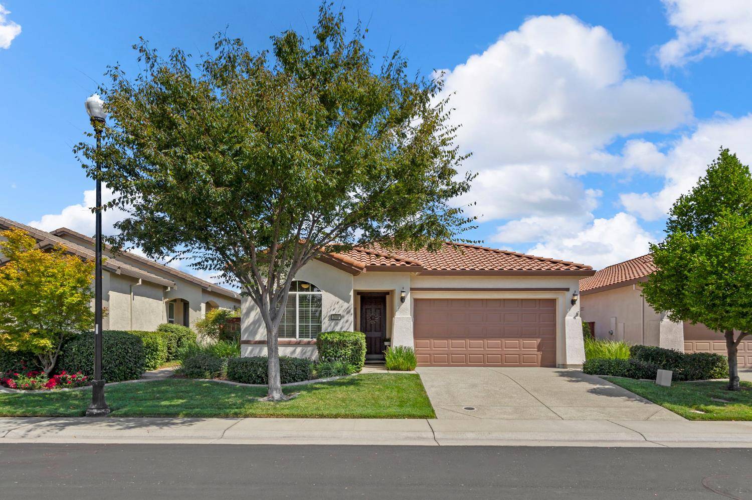 Roseville, CA 95747,2080 Leighham DR