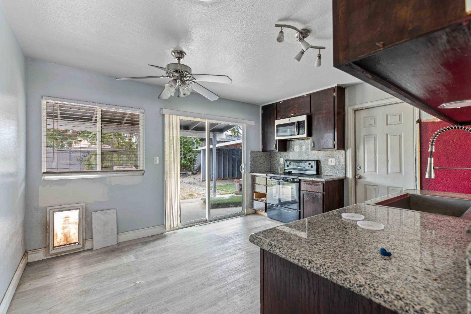 Turlock, CA 95380,572 Harvest Park DR