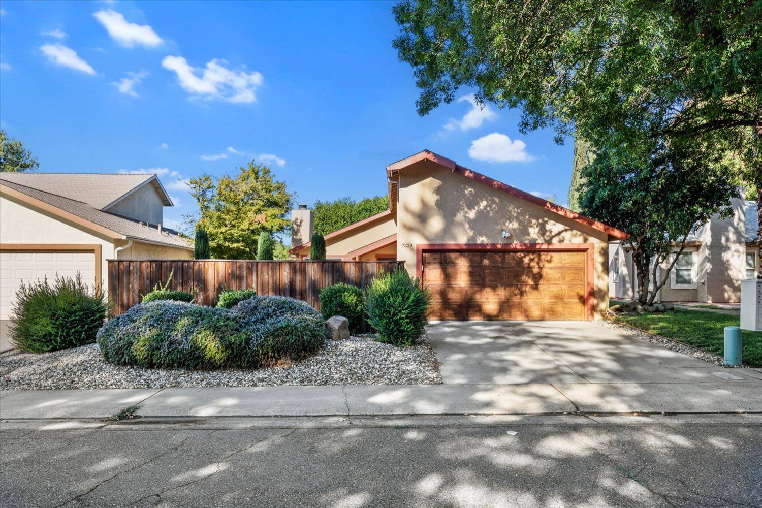 Sacramento, CA 95842,7329 Monogram DR