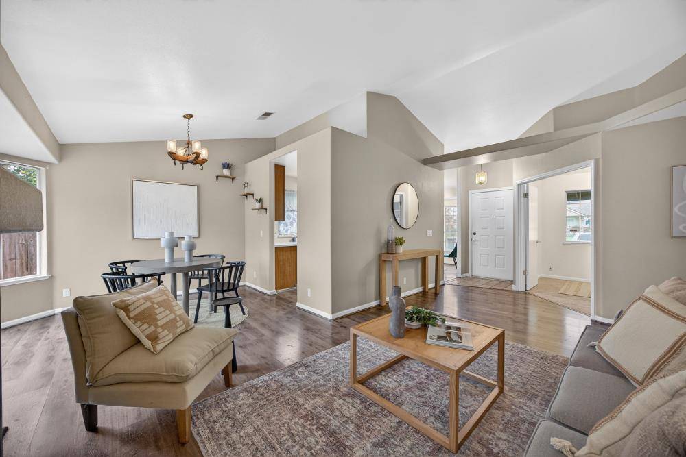 Rio Linda, CA 95673,6832 2nd ST