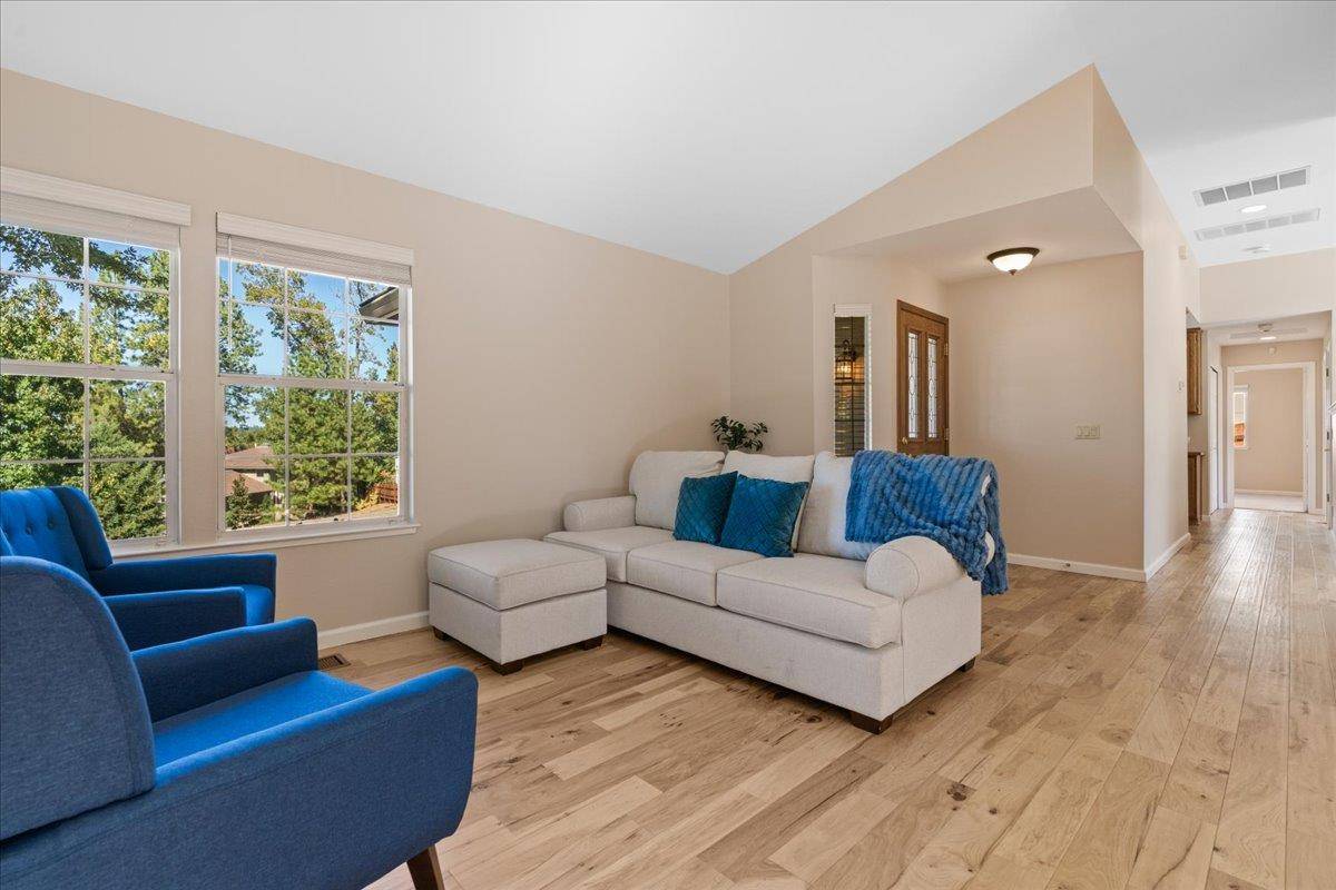 Grass Valley, CA 95945,167 Northridge DR