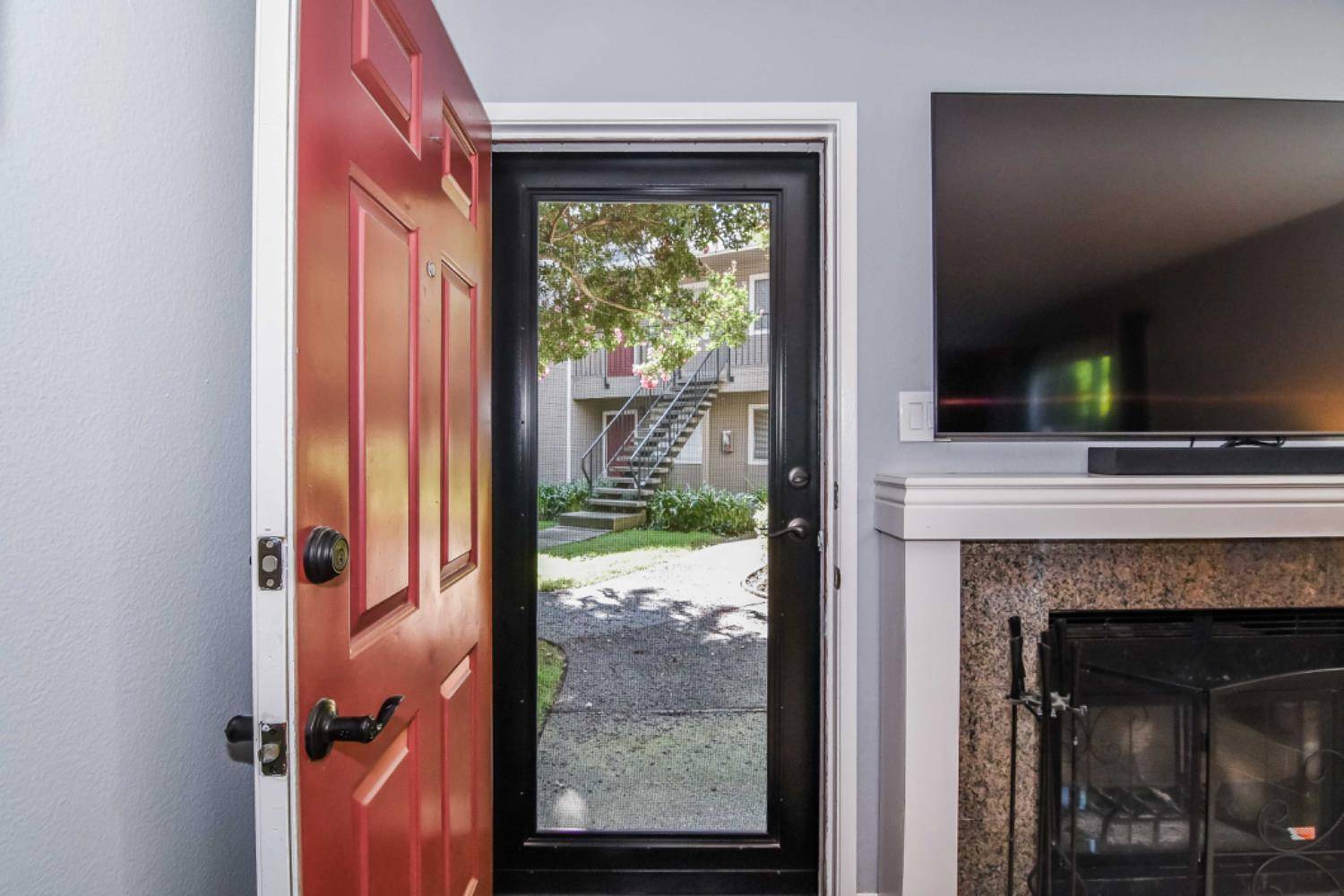 Sacramento, CA 95826,9101 Newhall #31