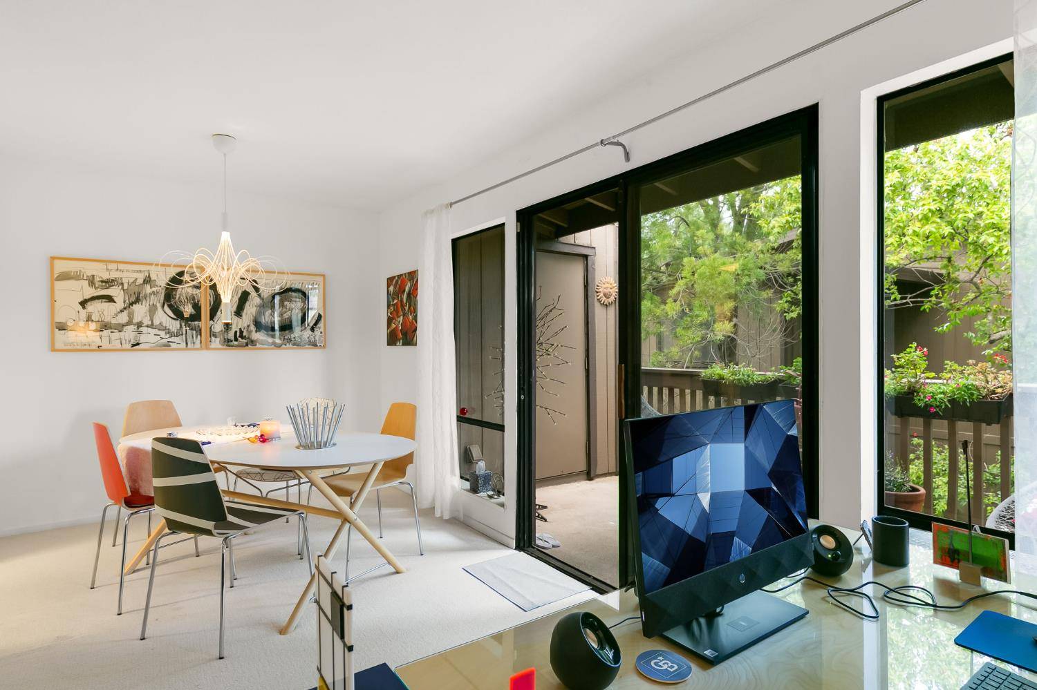 Sacramento, CA 95825,2424 Larkspur LN #216