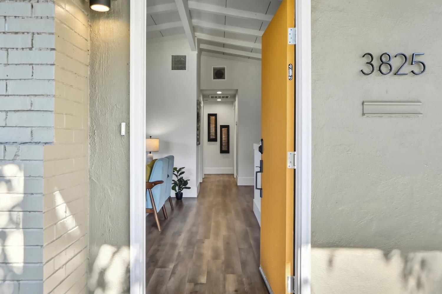 Sacramento, CA 95821,3825 Sunnyvale AVE