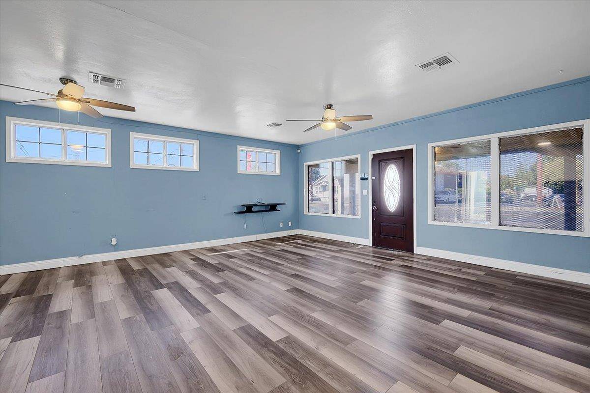 Sacramento, CA 95815,3090 Marysville BLVD