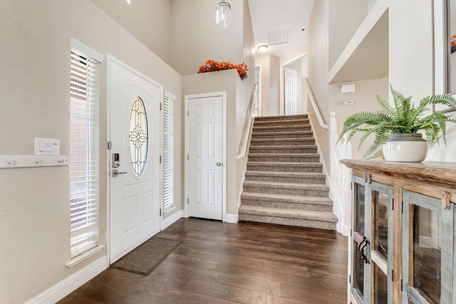 Galt, CA 95632,933 Colson CT