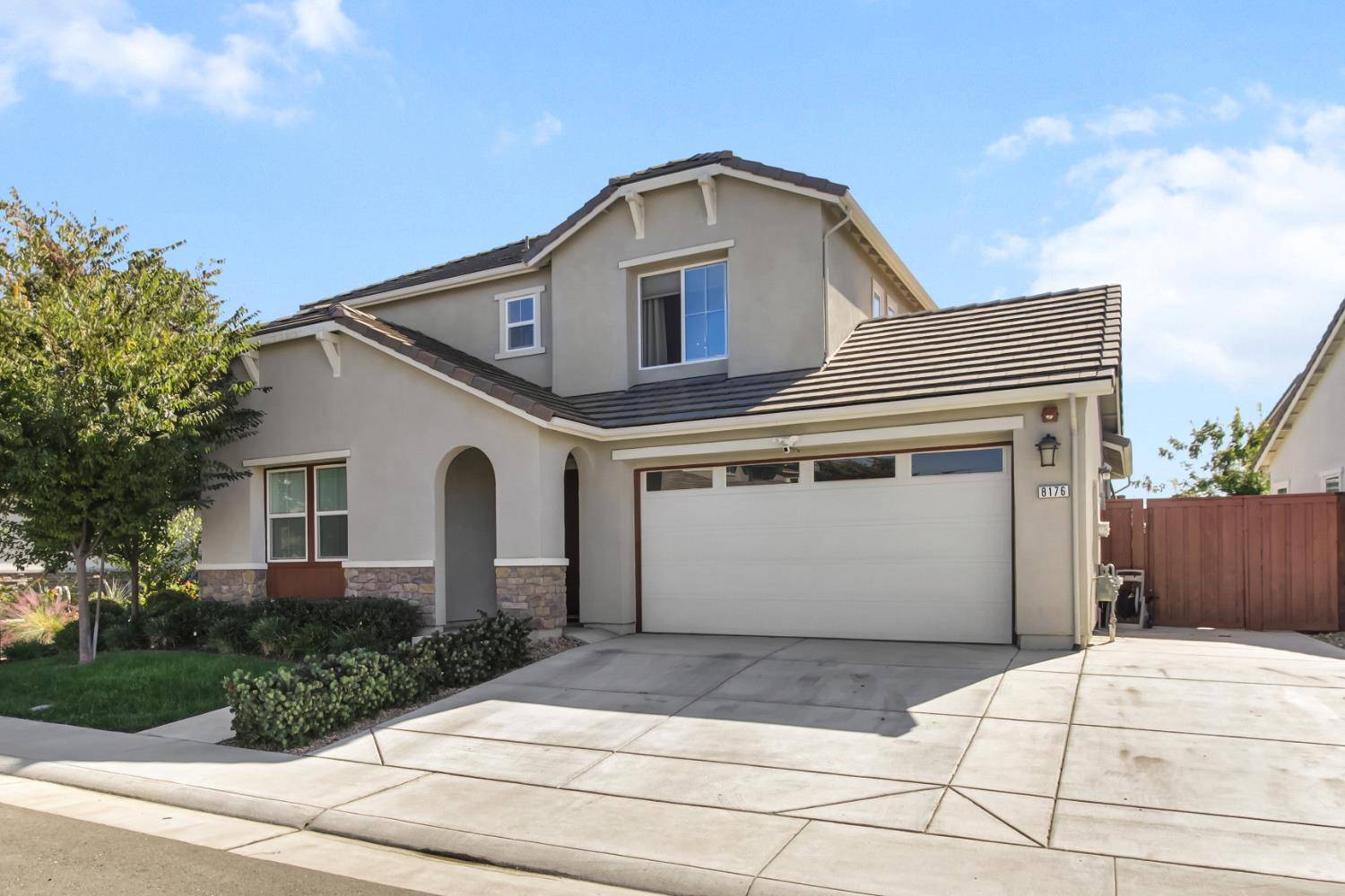 Elk Grove, CA 95757,8176 Seahorse WAY