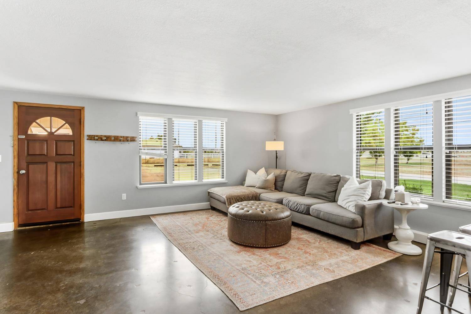 Elk Grove, CA 95757,8158 Kammerer