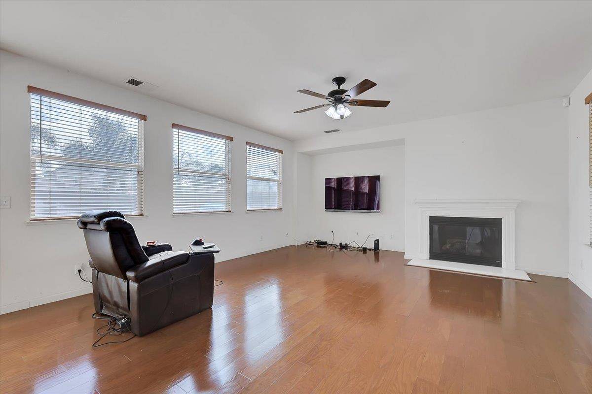 Plumas Lake, CA 95961,1175 Tanana CT