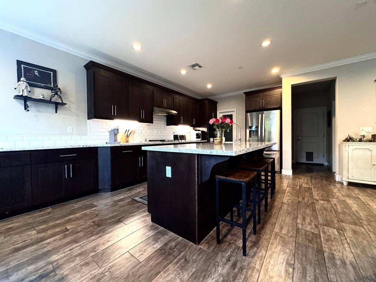 Lodi, CA 95240,117 Bing DR