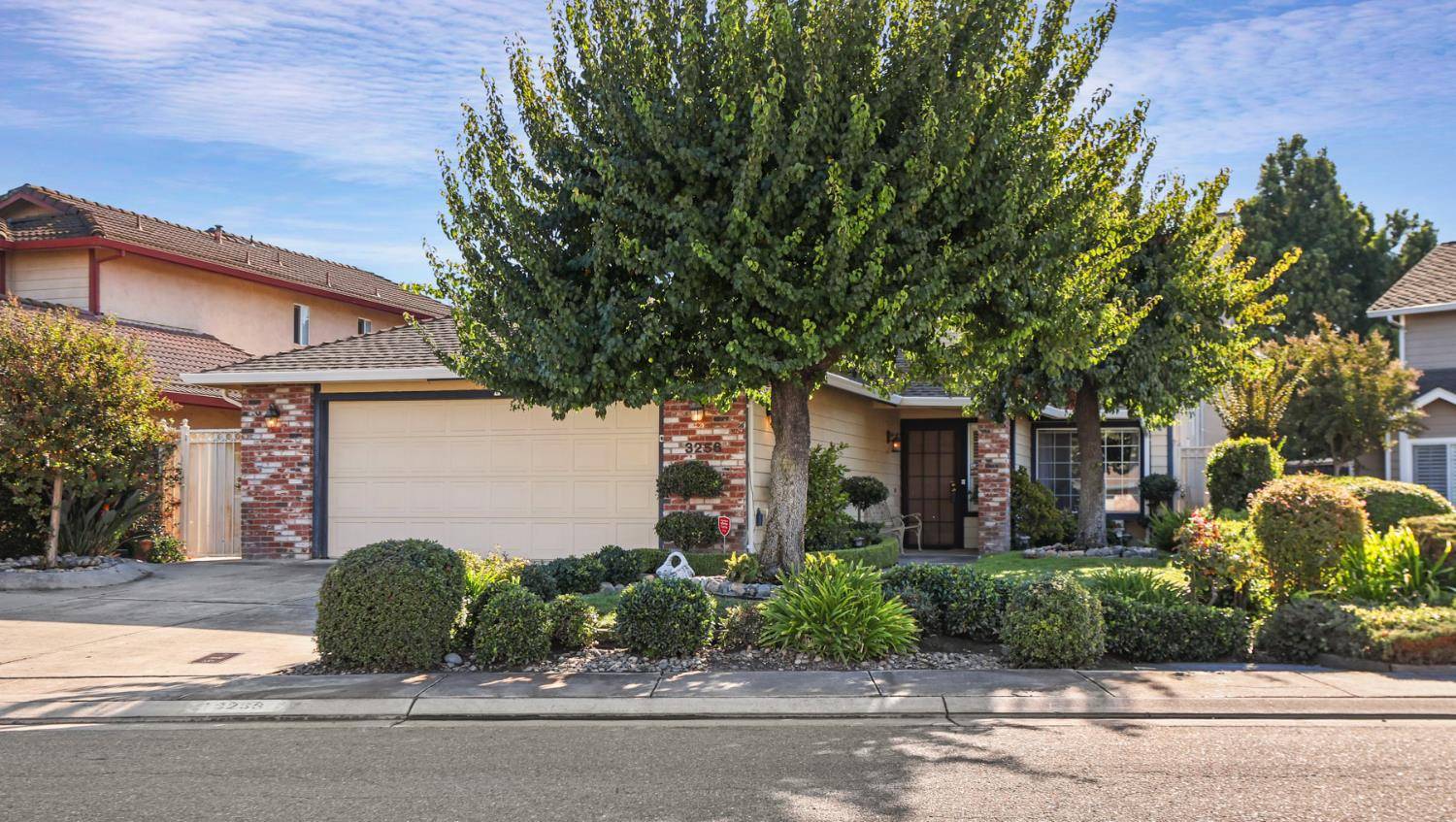 Stockton, CA 95219,3256 Lakeshore CT