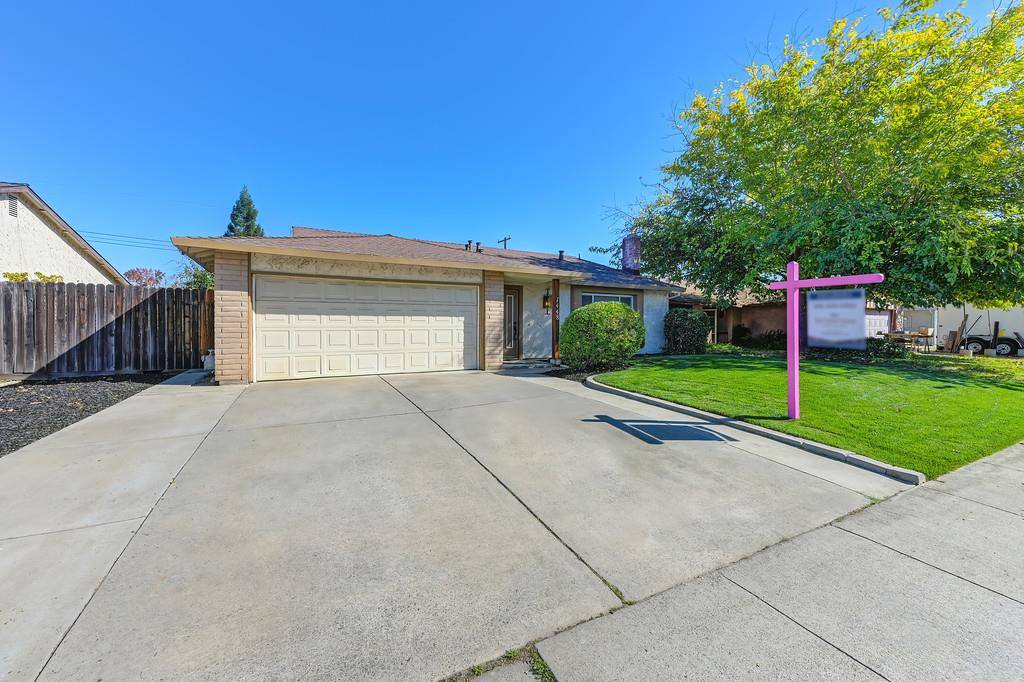 Citrus Heights, CA 95621,7448 Blackthorne WAY