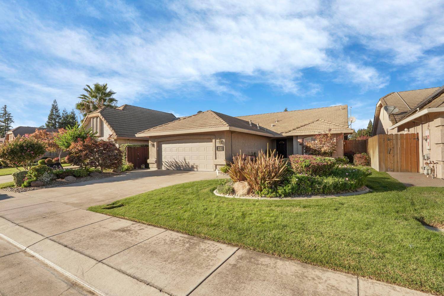 Lodi, CA 95240,231 Dunsmuir DR