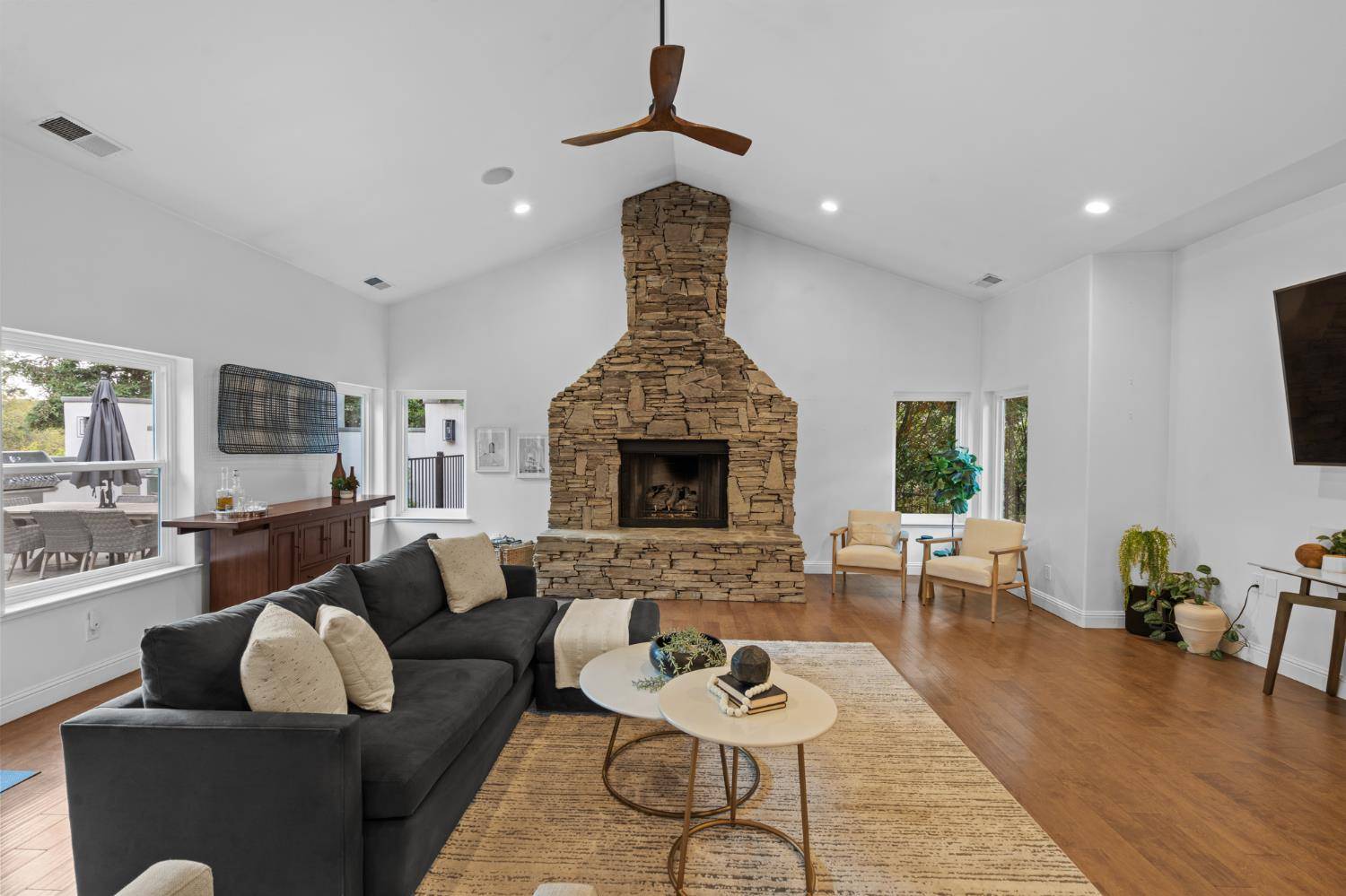 El Dorado Hills, CA 95762,3108 Lennox DR