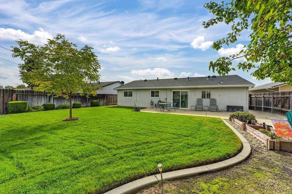 Rio Linda, CA 95673,1025 E ST