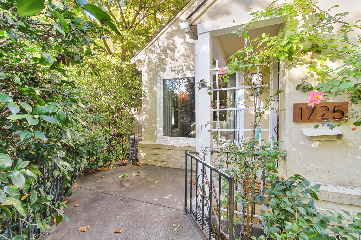 Sacramento, CA 95818,1725 Vallejo WAY