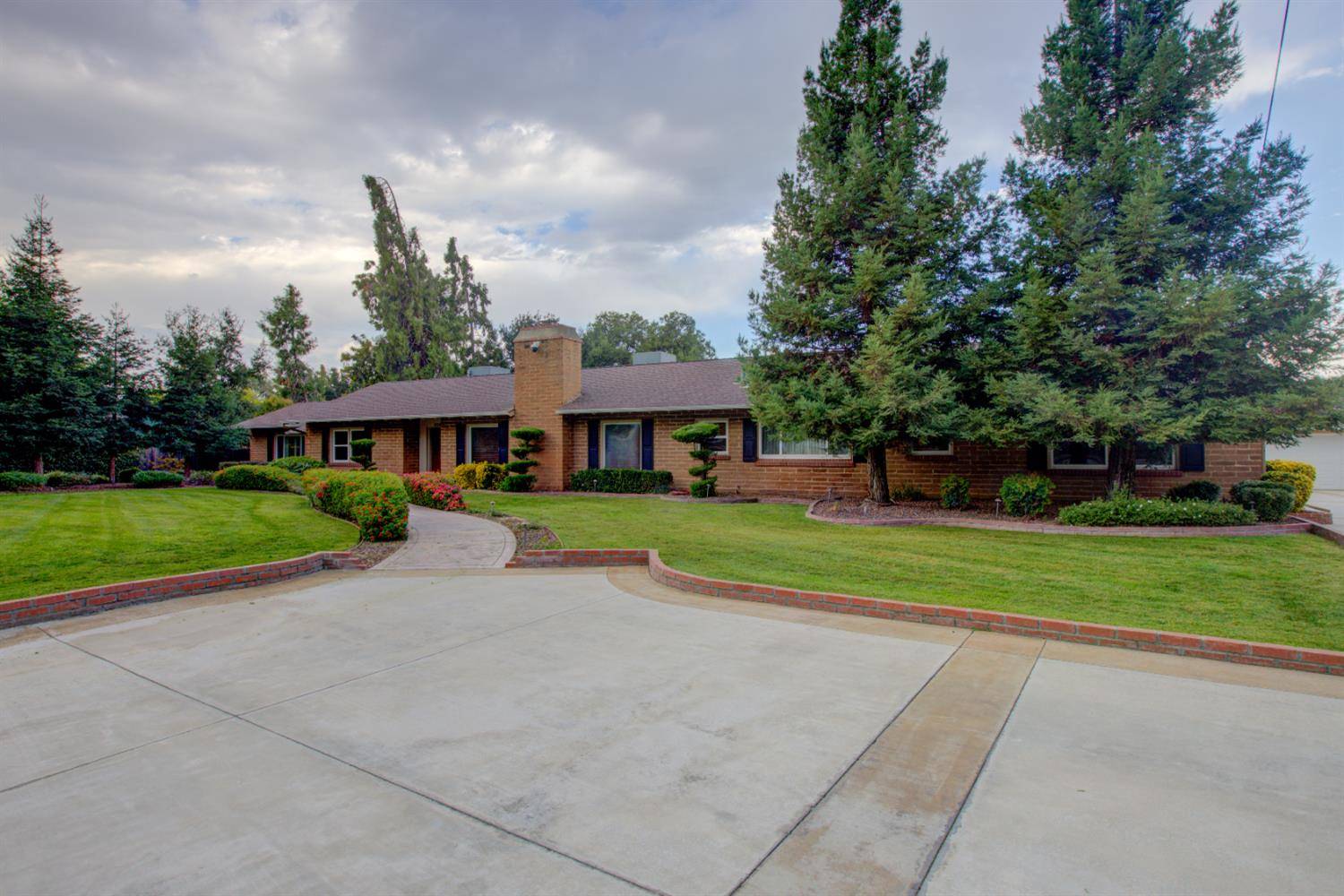 Atwater, CA 95301,1739 1st ST