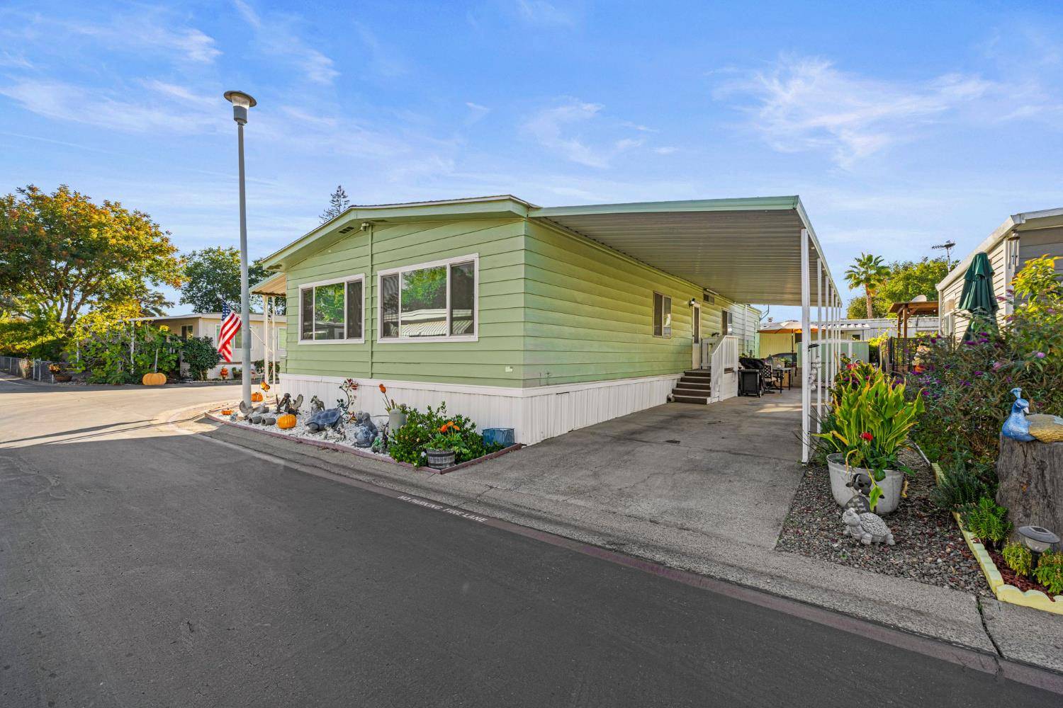 North Highlands, CA 95660,5040 Jackson ST #154