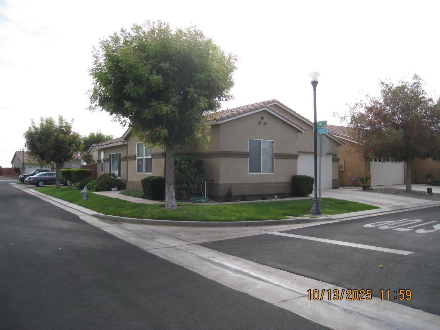 Los Banos, CA 93635,824 El Tesoro