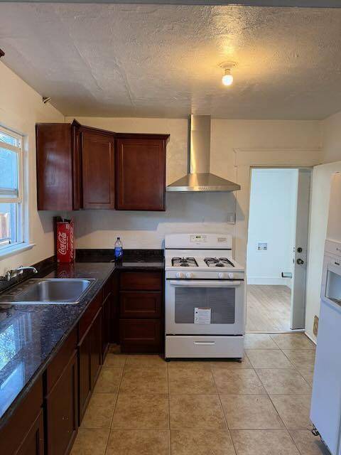 Stockton, CA 95206,1827 S California