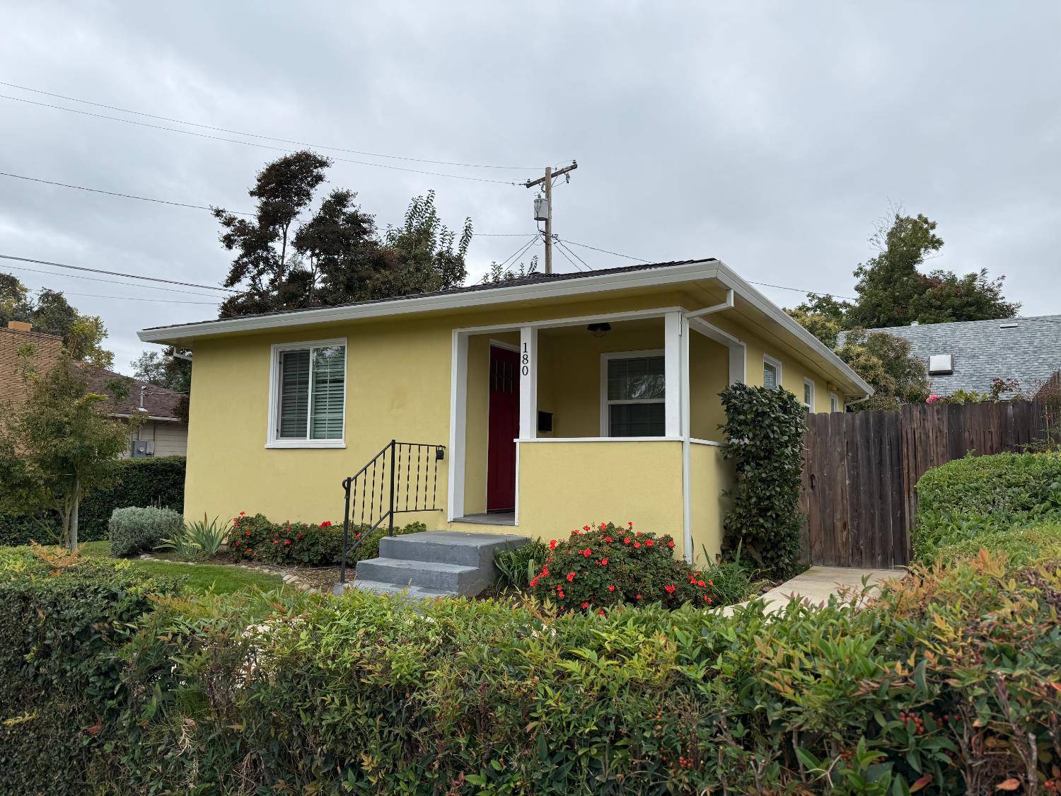 Roseville, CA 95678,180 Donner AVE