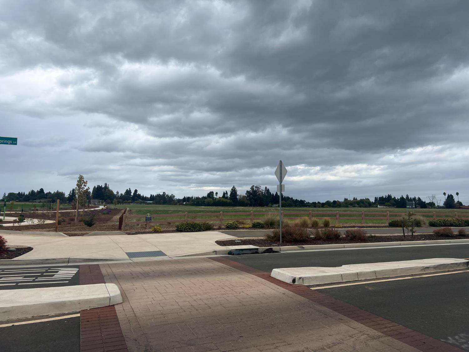 Elk Grove, CA 95624,9033 Elliott Springs DR