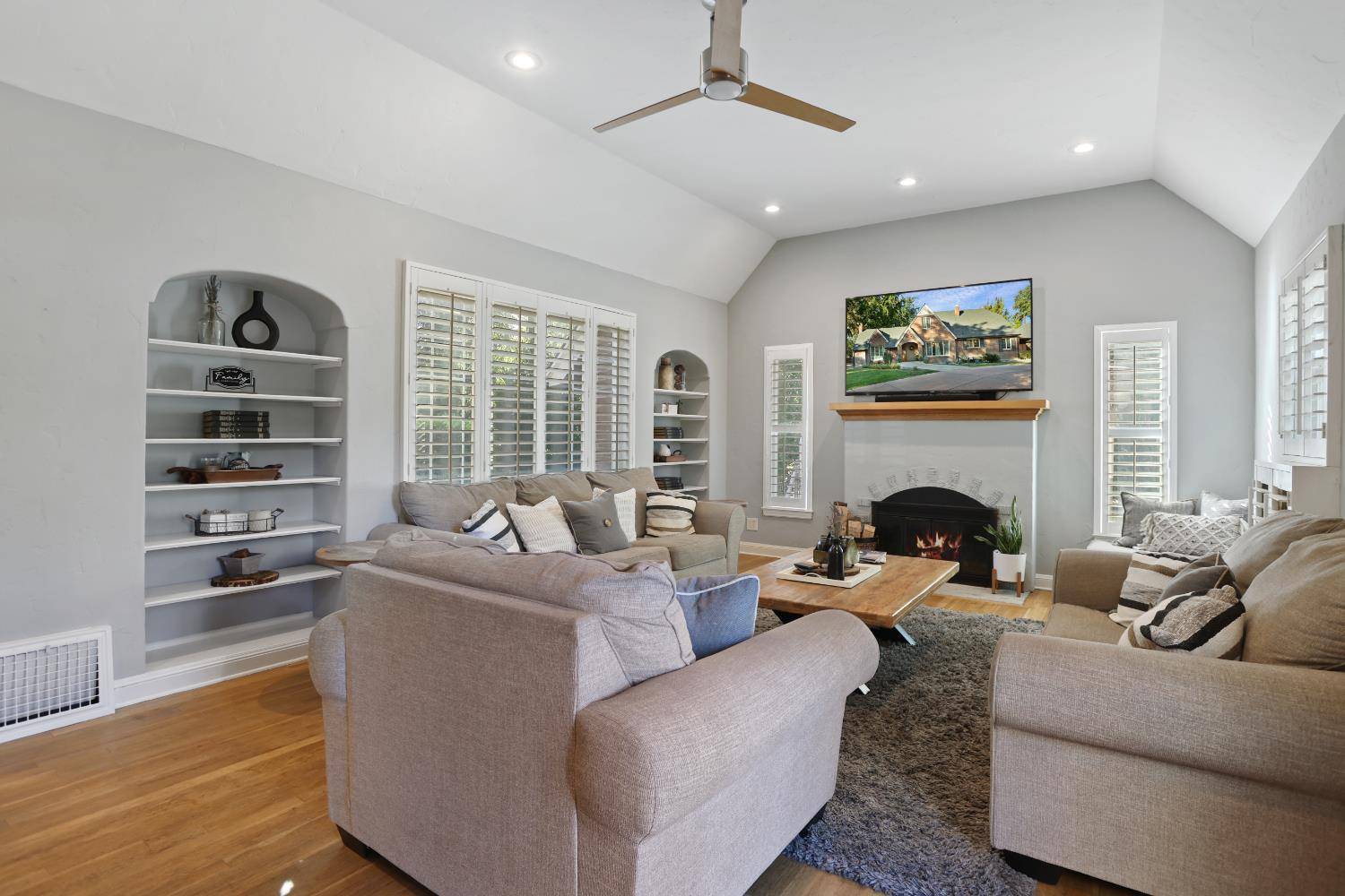 Stockton, CA 95212,5045 E Morada LN