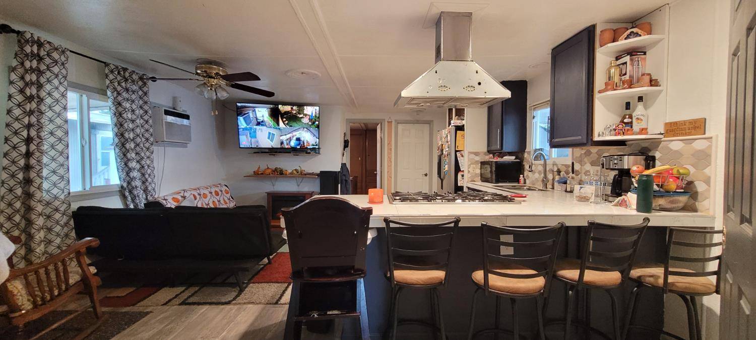 Modesto, CA 95357,4143 Yosemite BLVD #B9