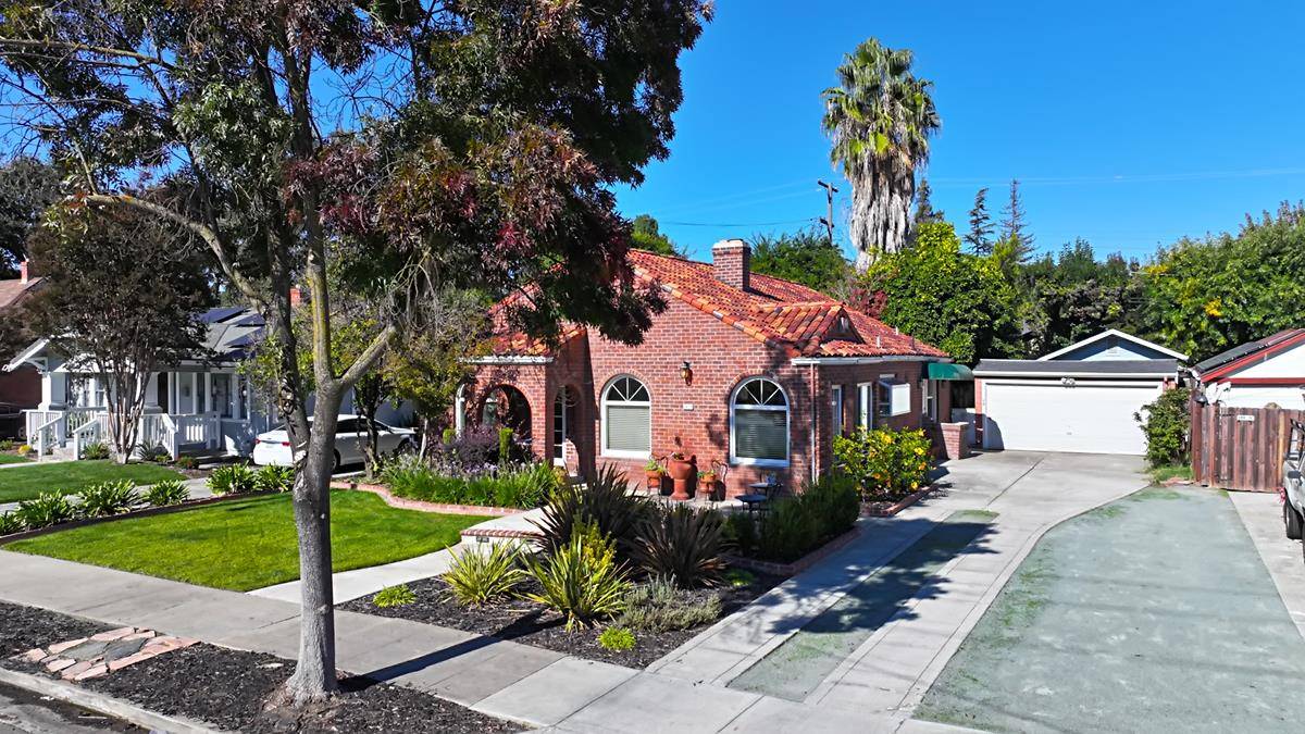 Stockton, CA 95203,1635 W Harding WAY