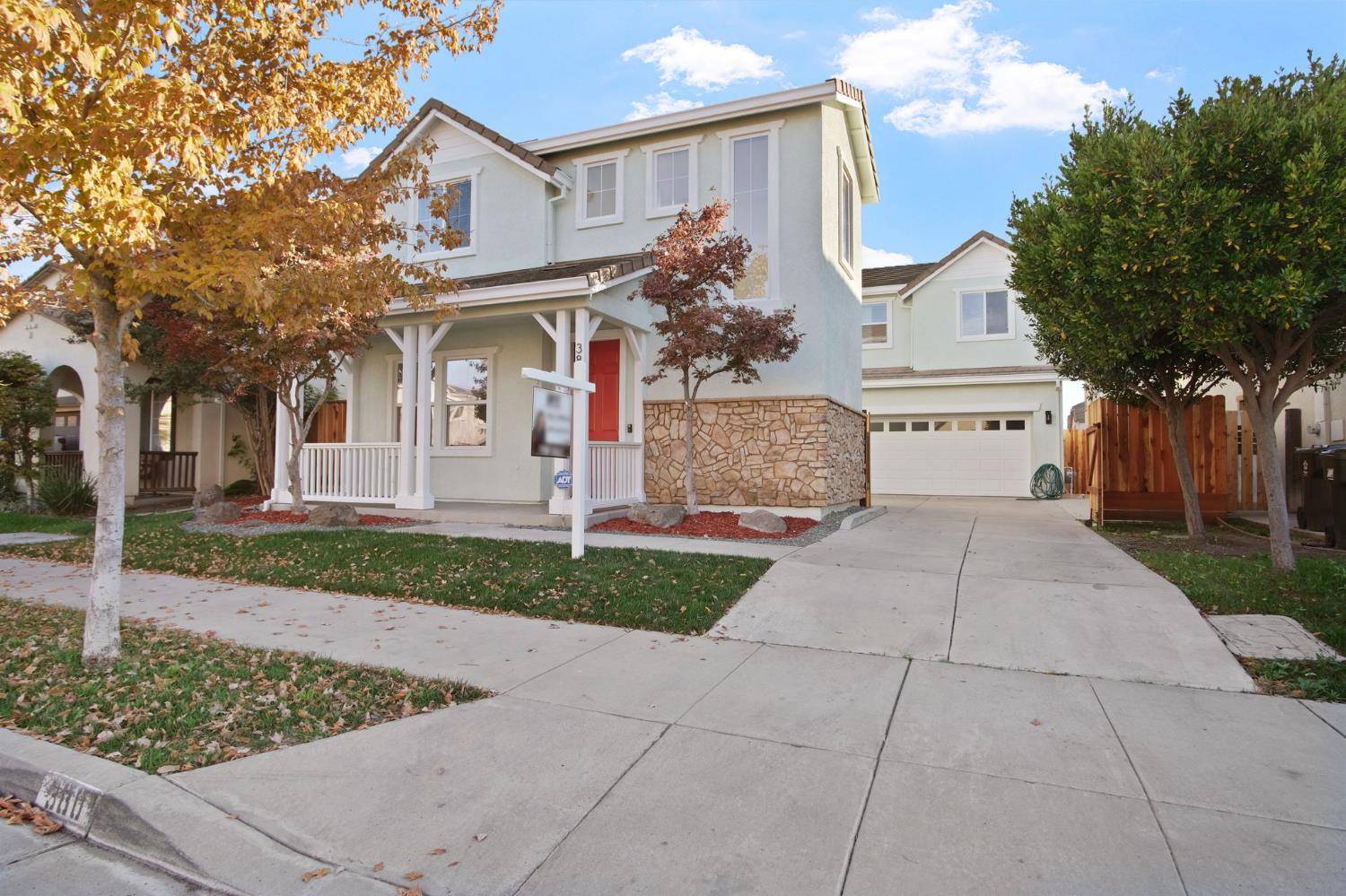 Lathrop, CA 95330,380 Shadowberry PL