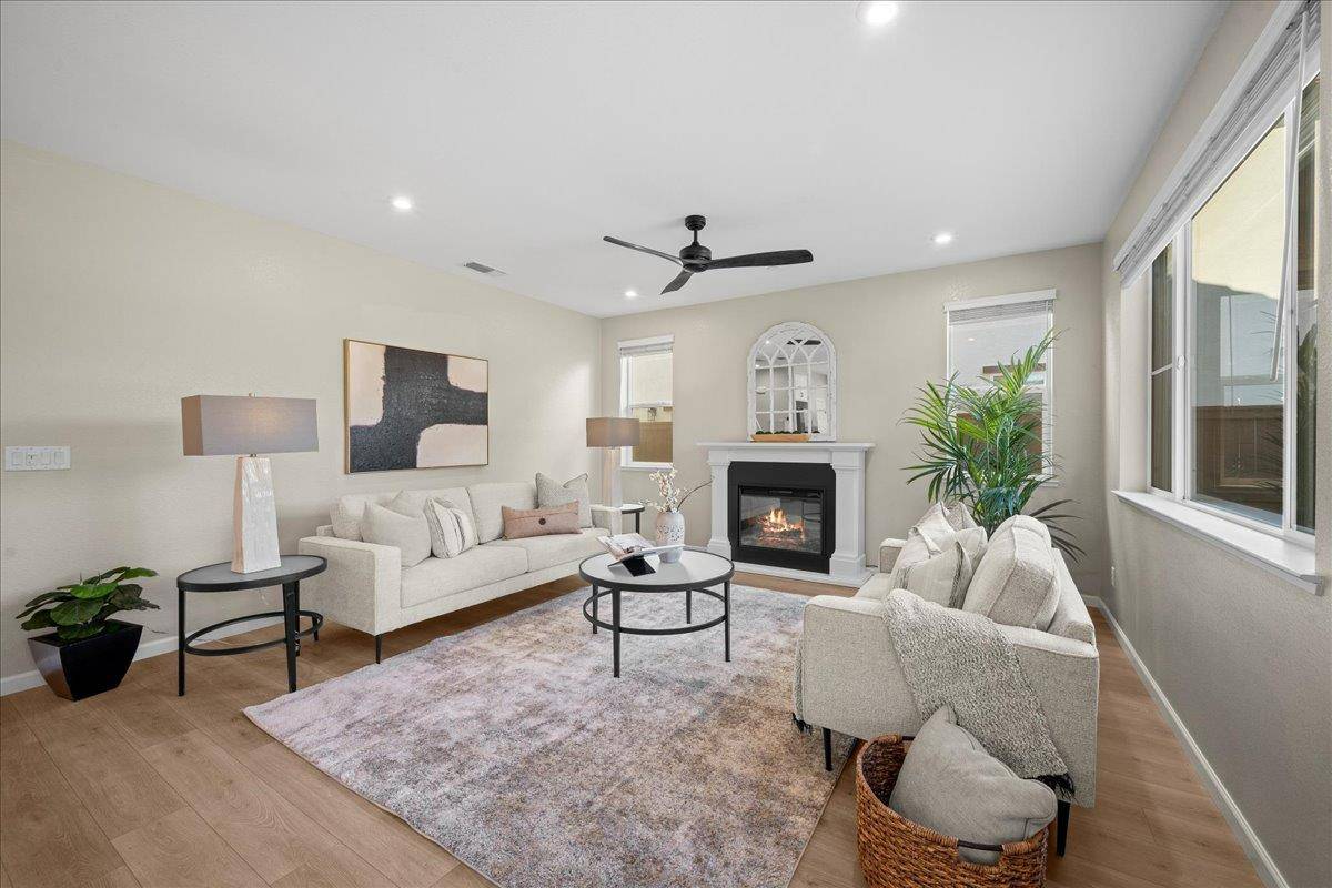 Folsom, CA 95630,4828 Aldridge Ravine CT