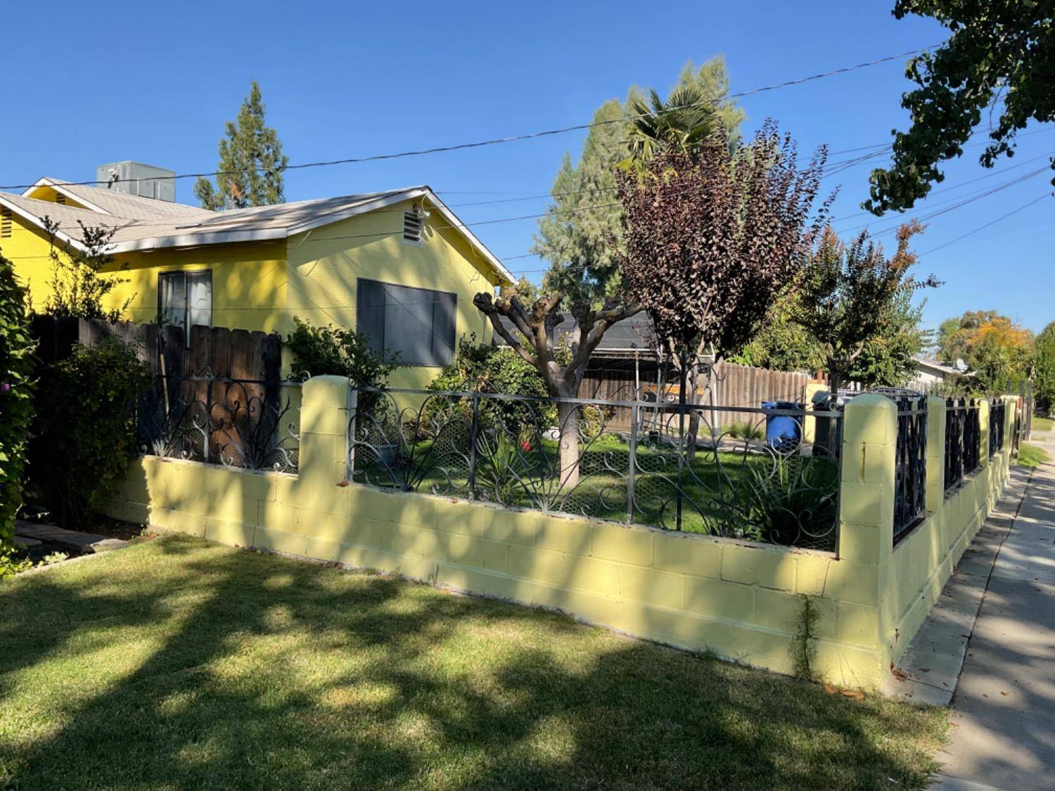 Merced, CA 95341,915 R ST