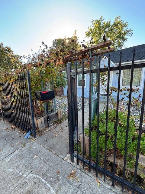 Sacramento, CA 95820,4508 13th Ave