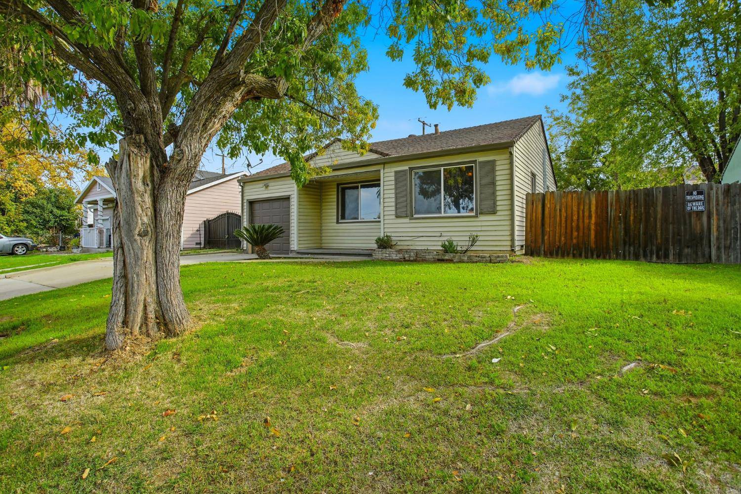 Sacramento, CA 95815,2622 Del Paso BLVD