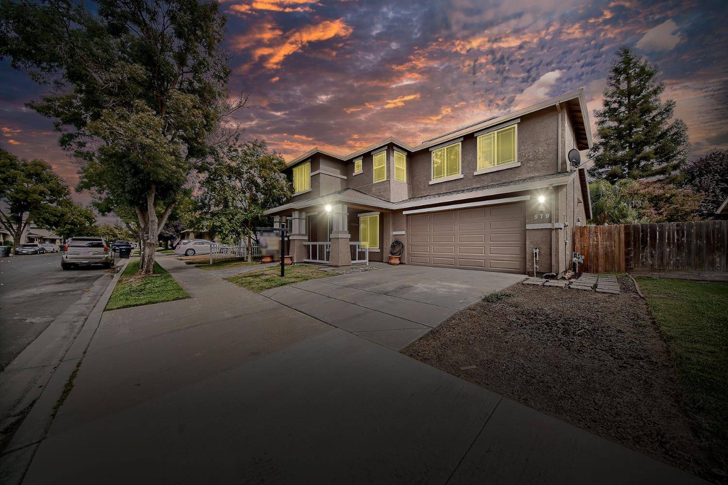 Oakdale, CA 95361,579 Almondcrest ST