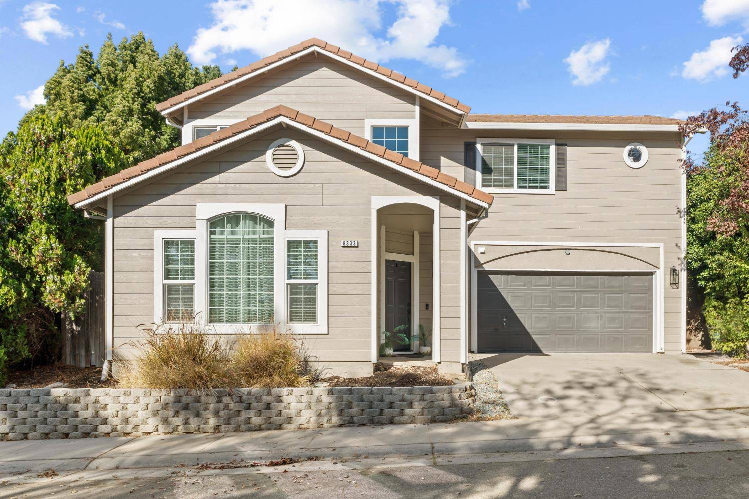 Antelope, CA 95843,8333 Deer Spring CIR