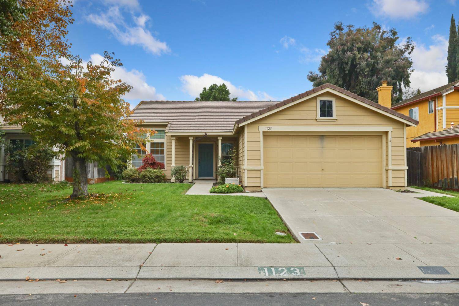 Stockton, CA 95206,1123 Glenmohr CT