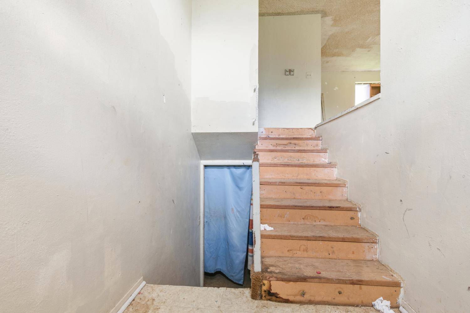 Ione, CA 95640,12880 Mount Echo DR