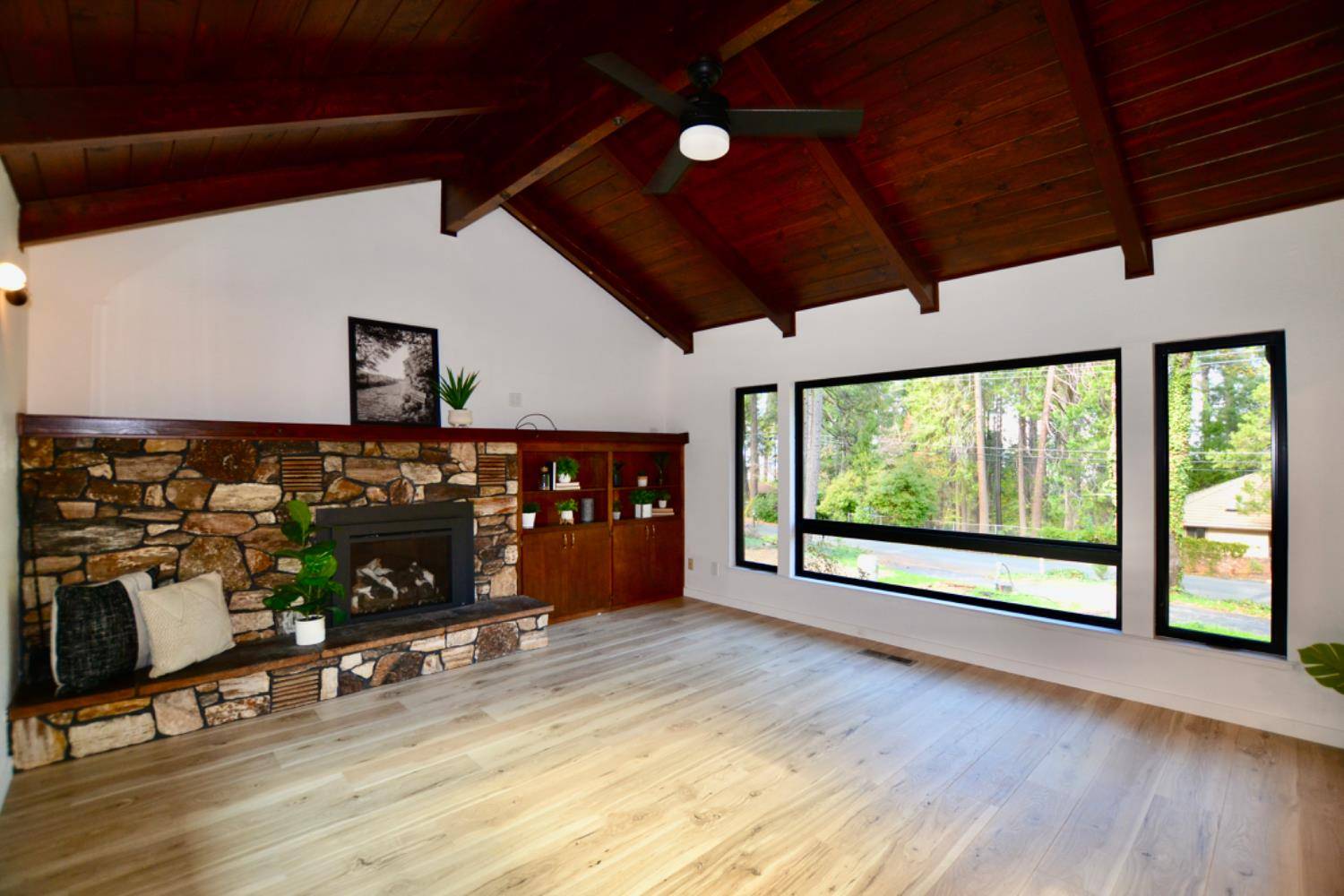 Nevada City, CA 95959,12649 Mayflower DR