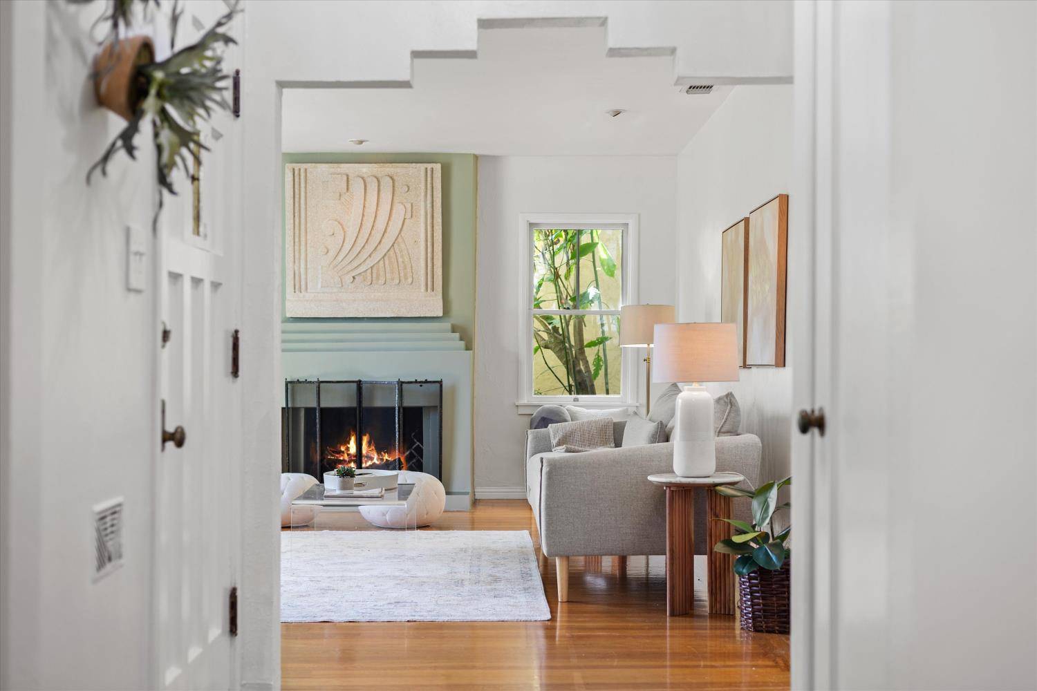 Sacramento, CA 95818,2560 Marty WAY