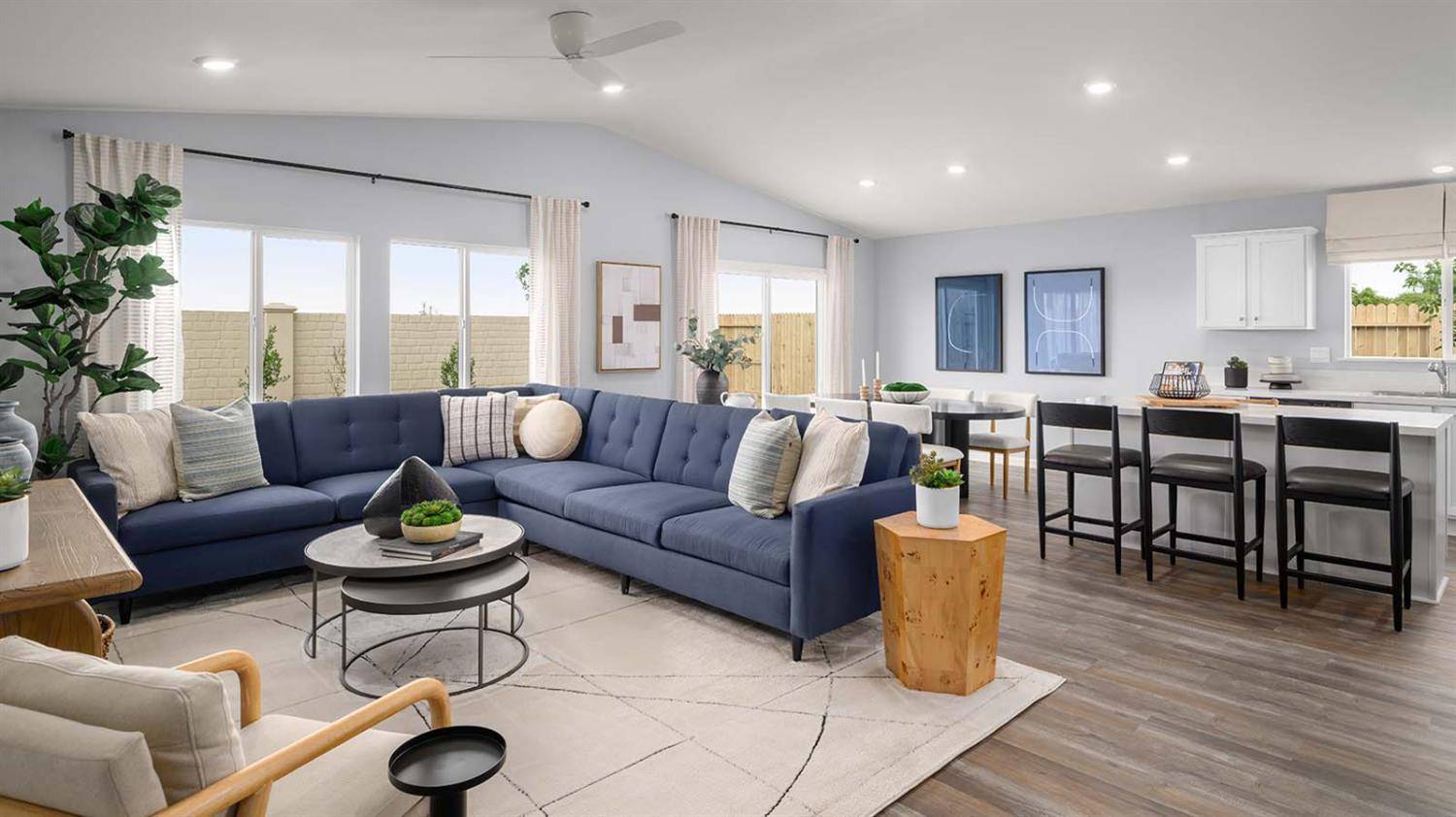 Los Banos, CA 93635,1822 Mariposa DR