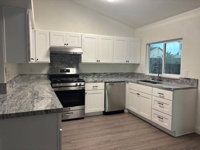 Los Banos, CA 93635,2227 Laguna WAY