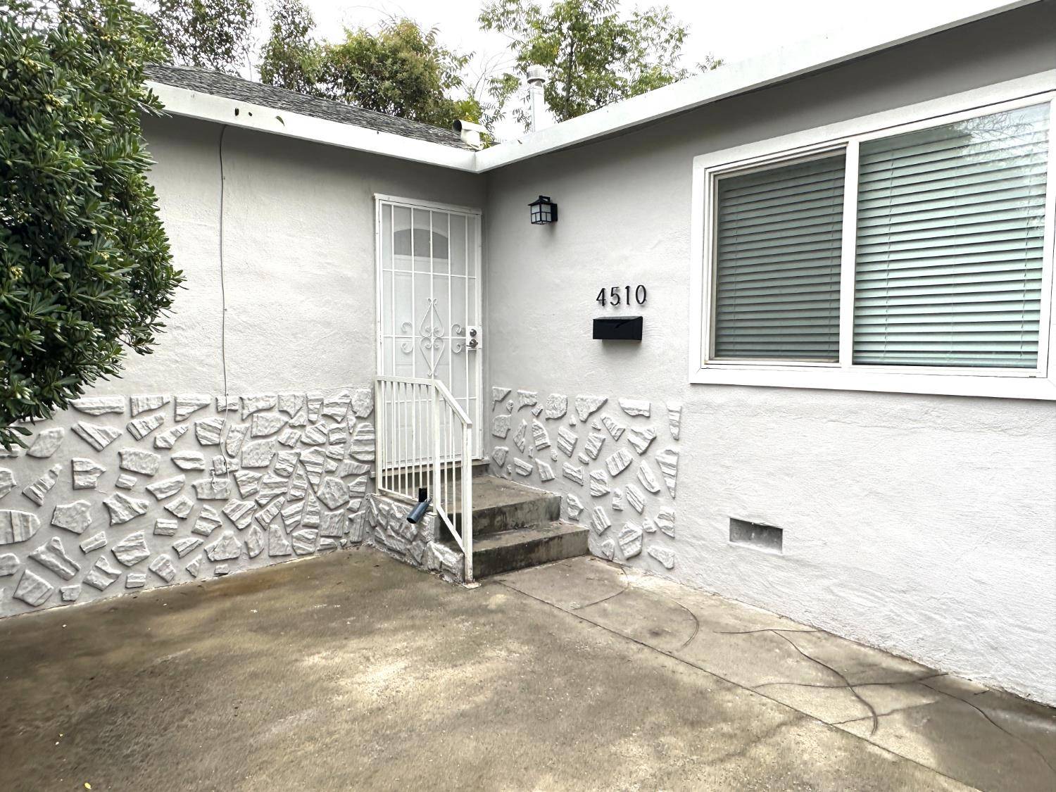 Sacramento, CA 95820,4510 El Cerrito WAY